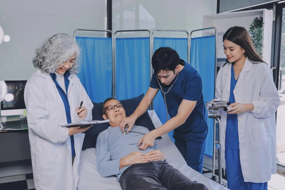 Emergency Care Asistant